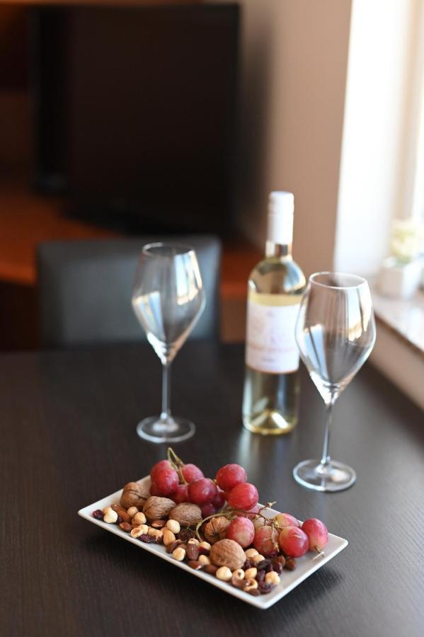 Sunset Beach Suites Kožino Exteriér fotografie