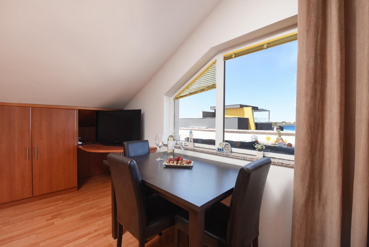 Sunset Beach Suites Kožino Exteriér fotografie